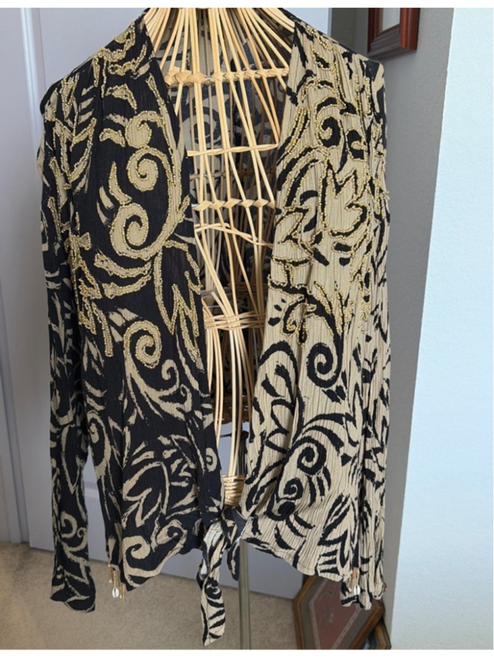Faith Black Beige Patterned Cardigan Blouse Small